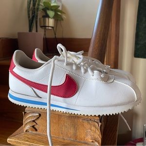 Nike Cortez Basic Red/White shoes size 7Y